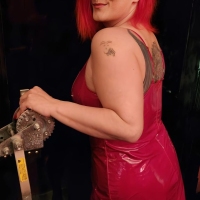 Switcherin Ella Bizarr - Foto 7 von 12