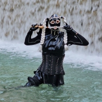 TS Stephie Rubberdoll - Foto 16 von 18